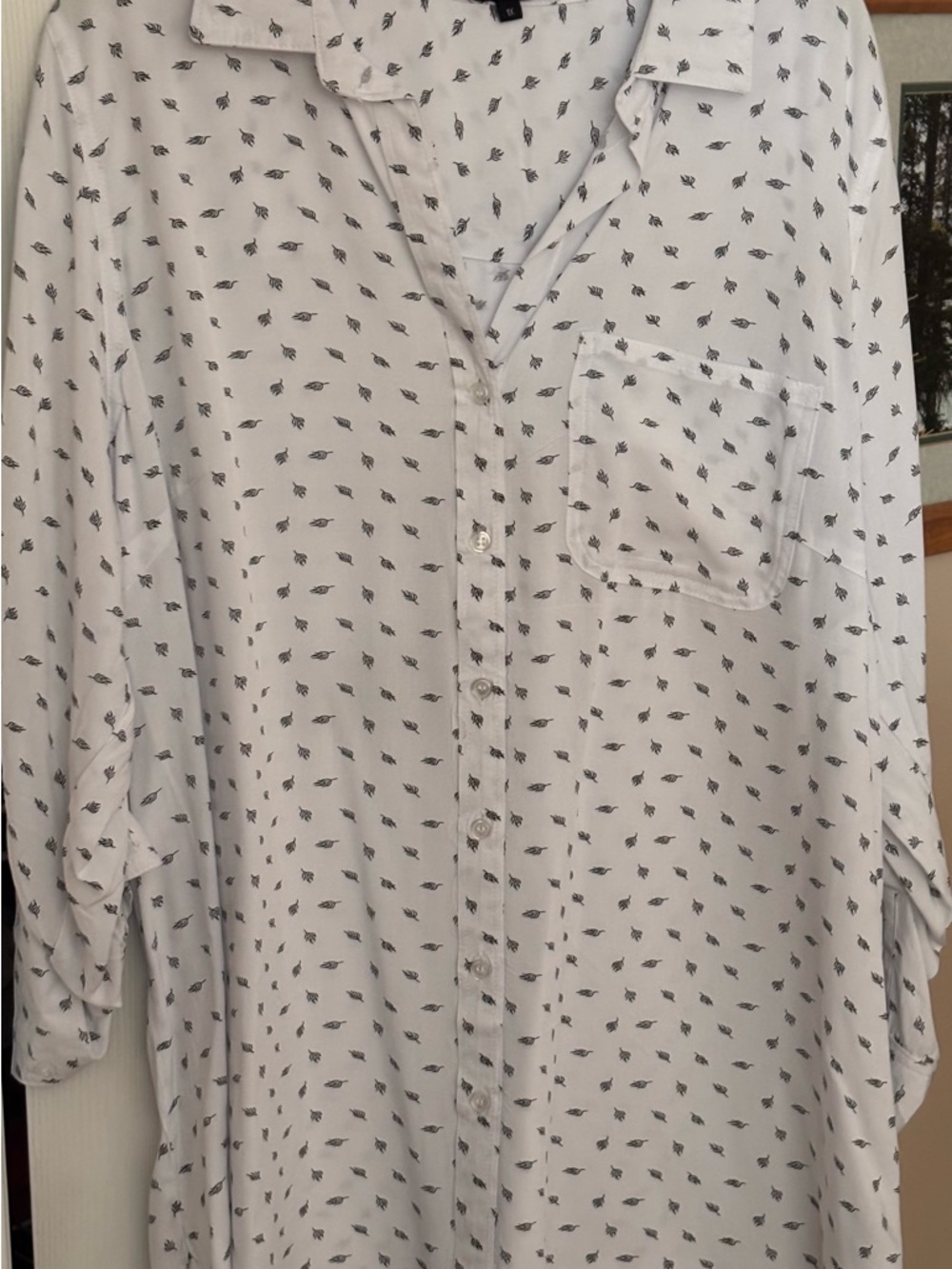 Velvet Heart White Button-Down Shirt with Black Leaf Motif Never Worn